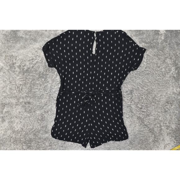 Madewell Black Geometric V Neck Viscose Jumpsuit Short M Short Sleeve Belted - Picture 3 of 7